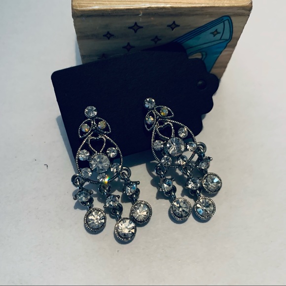 Vintage Sparkly Statement Silver Drop Earrings - Picture 10 of 11